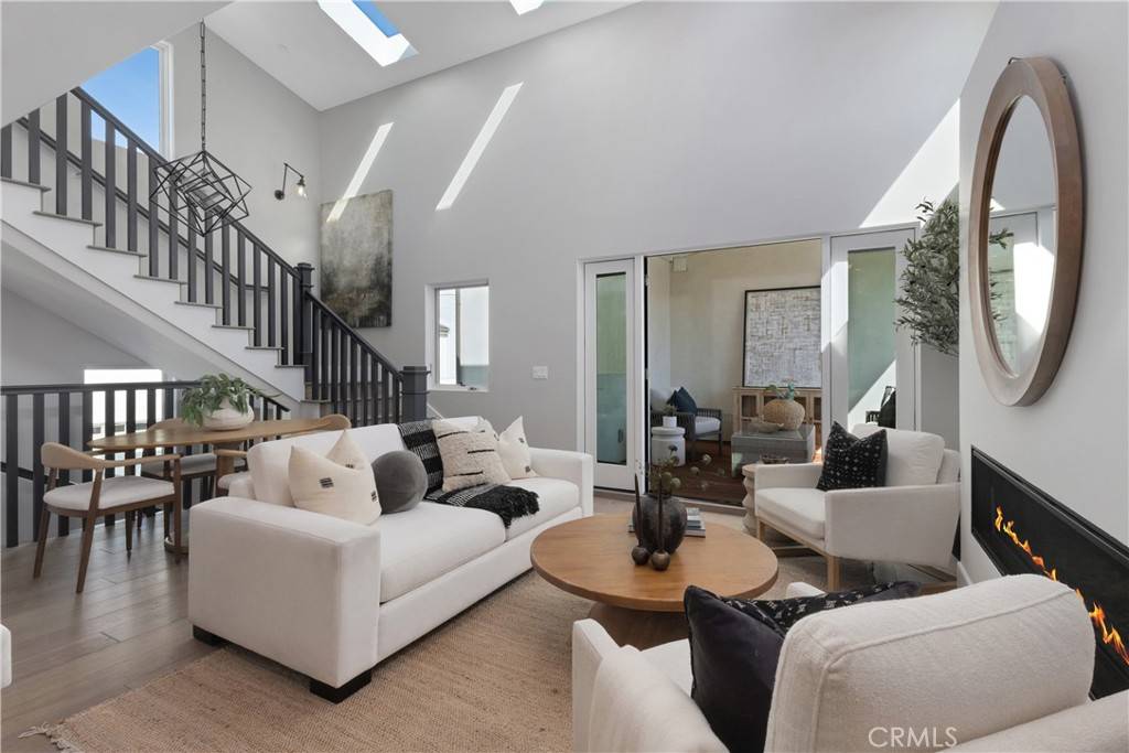 Corona Del Mar, CA 92625,603 1/2 Marguerite AVE