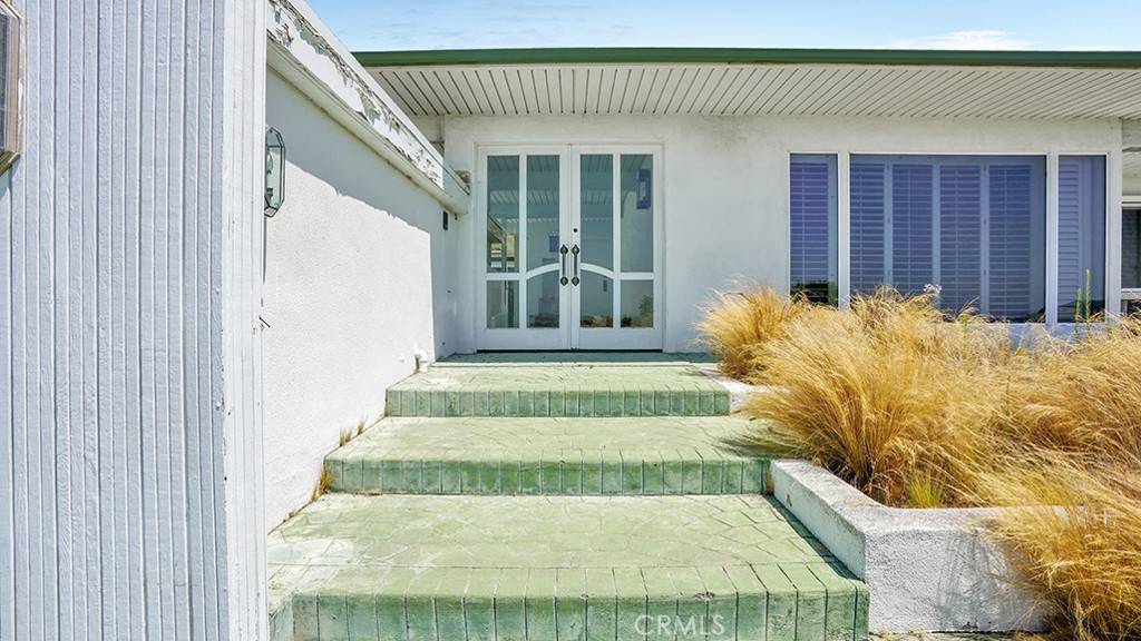 Corona Del Mar, CA 92625,1106 Goldenrod AVE