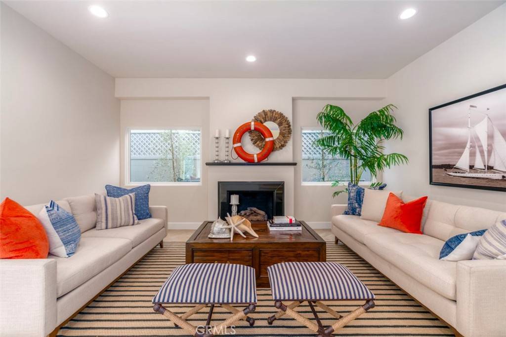 Newport Beach, CA 92663,120 Via Trieste
