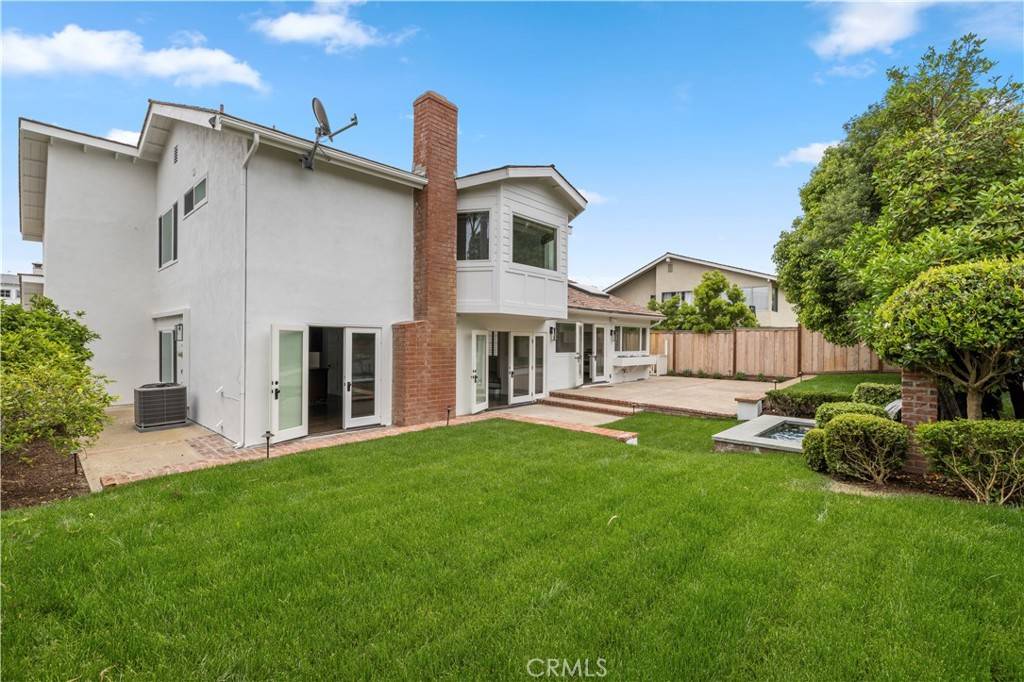 Newport Beach, CA 92660,1943 Port Carney PL