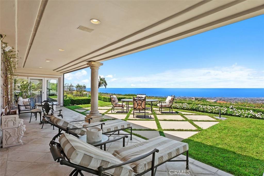 Corona Del Mar, CA 92625,49 Cambria DR