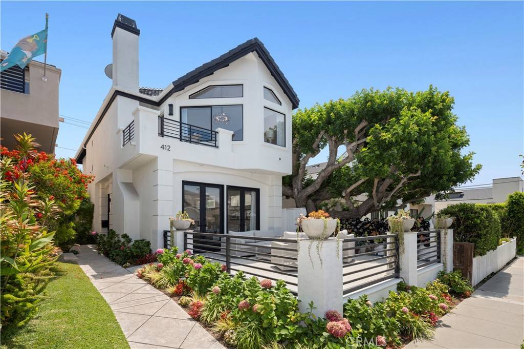 Corona Del Mar, CA 92625,412 Poinsettia AVE
