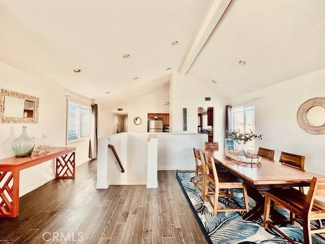 Newport Beach, CA 92663,127 29th ST #2