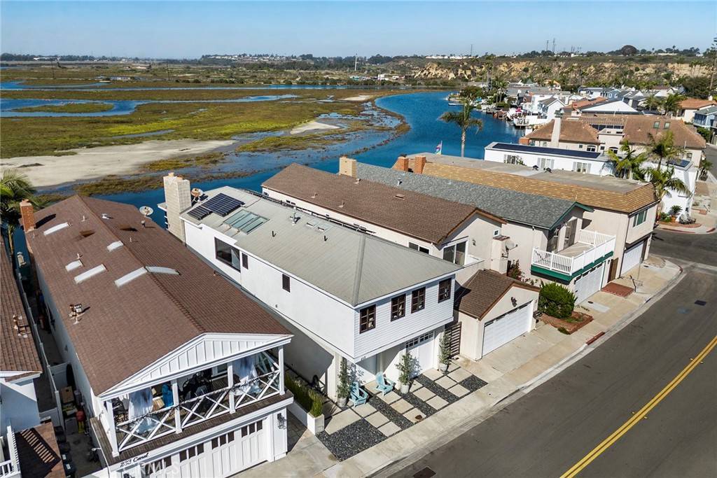 Newport Beach, CA 92663,235 Canal ST