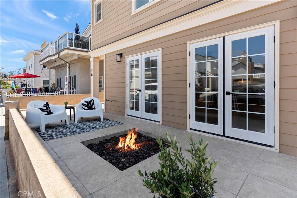 Newport Beach, CA 92663,126 47th Street #1