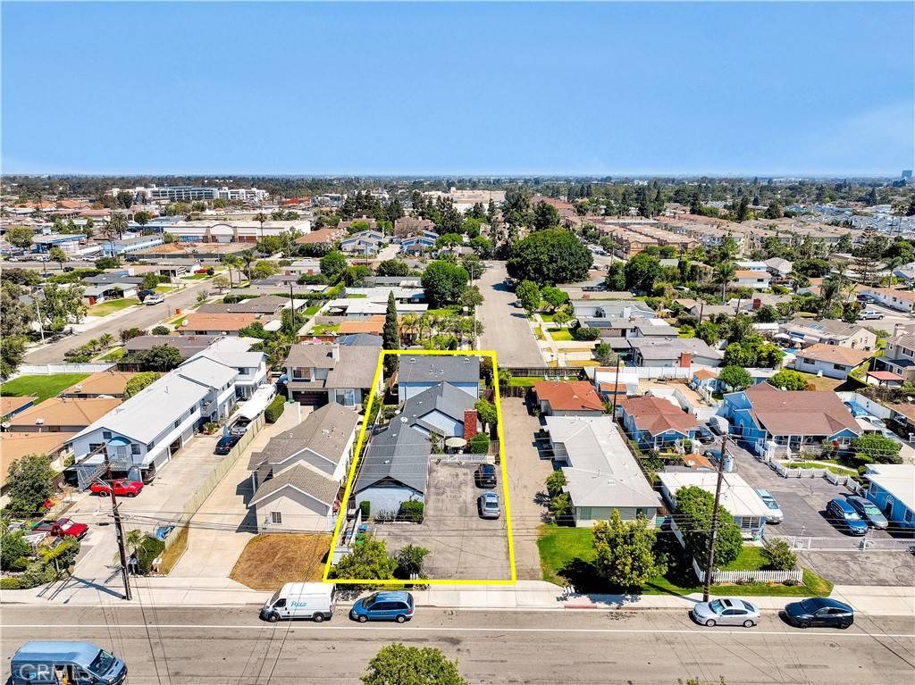 Costa Mesa, CA 92627,416 Hamilton ST