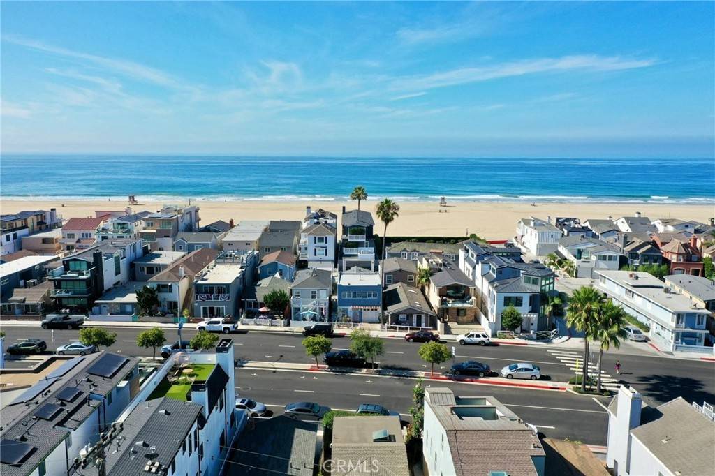 Newport Beach, CA 92663,1825 W Balboa BLVD