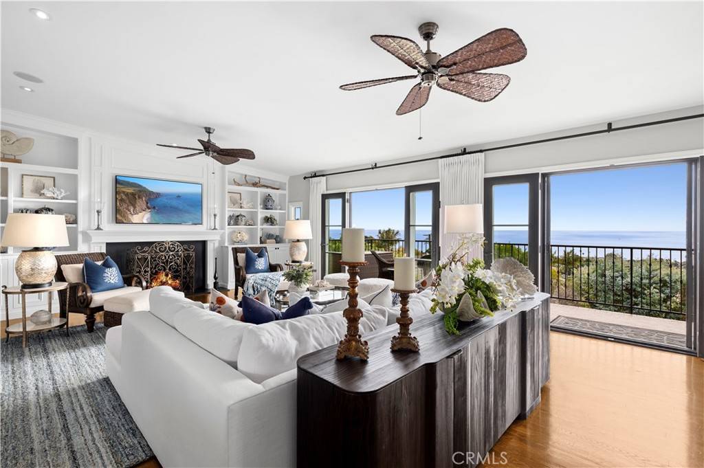 Laguna Beach, CA 92651,844 Temple Hills DR