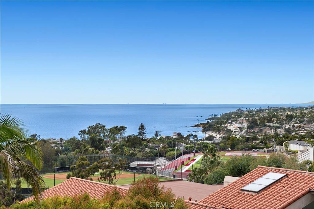 Laguna Beach, CA 92651,844 Temple Hills DR