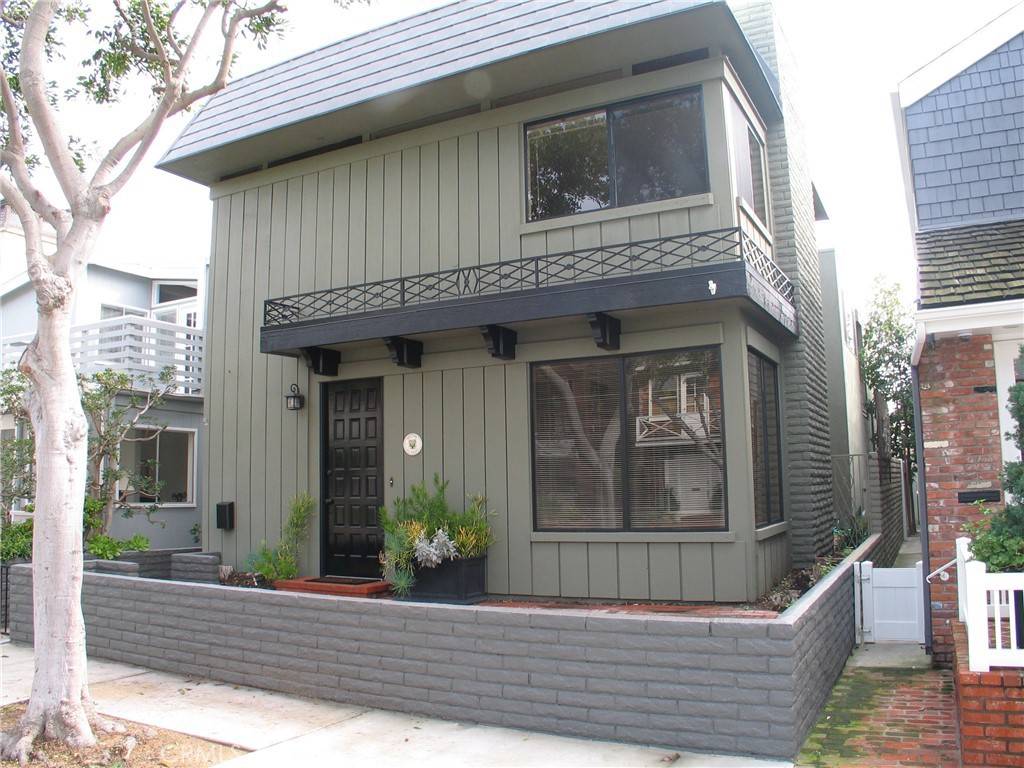 Newport Beach, CA 92662,112 Pearl AVE