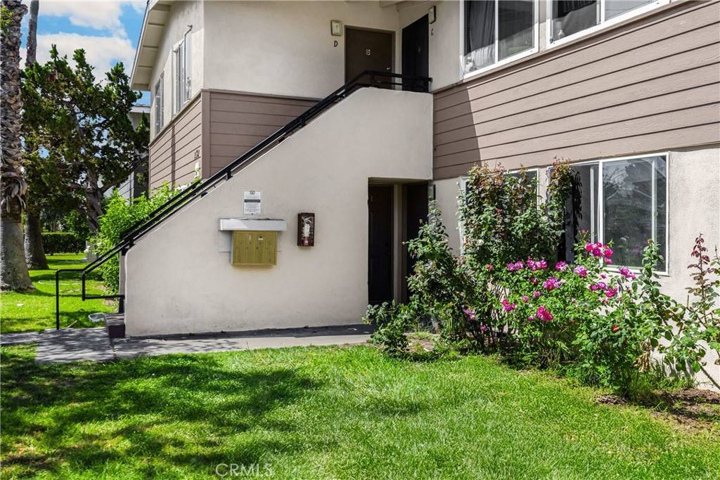 Santa Ana, CA 92707,2522 S Rosewood AVE
