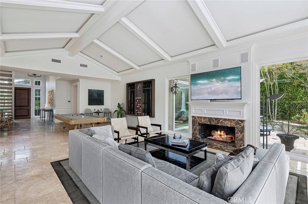 Newport Beach, CA 92660,6 Rue Cannes