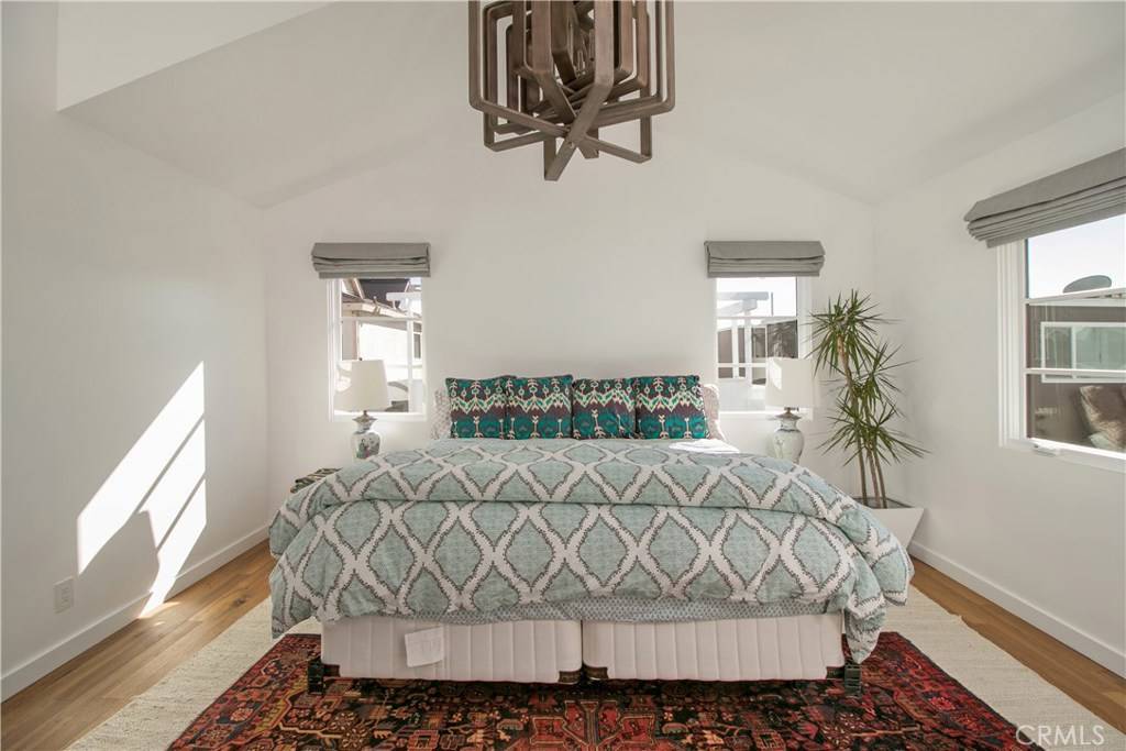 Newport Beach, CA 92663,246 Orange ST