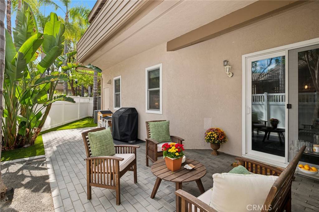 Laguna Hills, CA 92653,24391 Larchmont Court #37