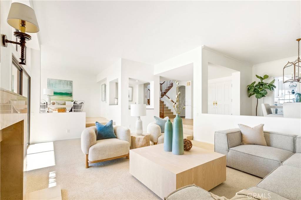 Newport Beach, CA 92660,20 Ocean Vista