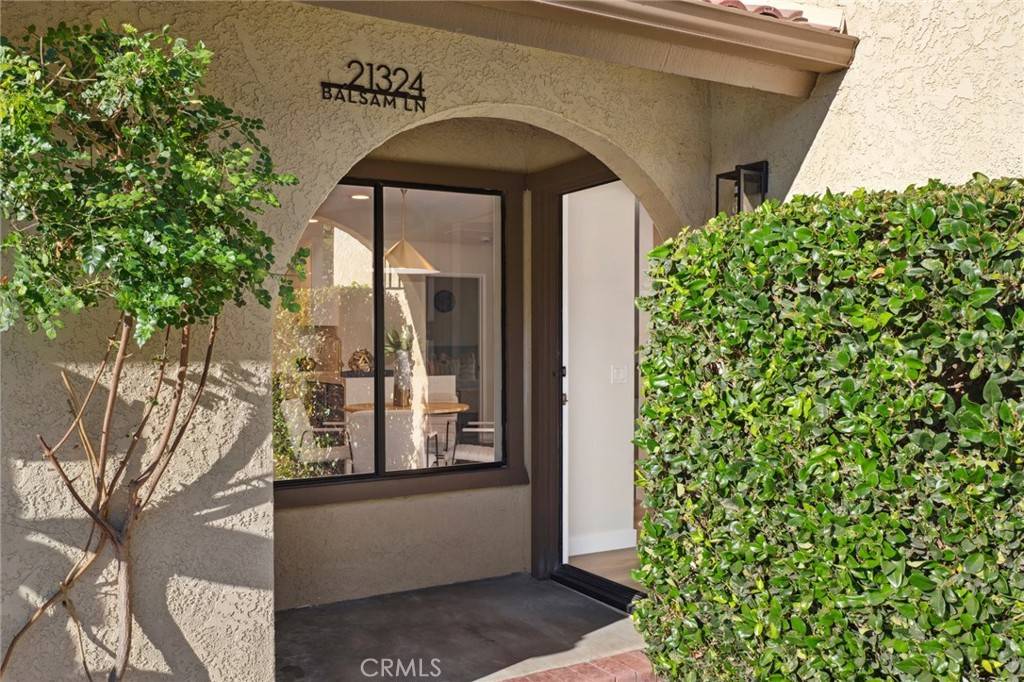 Lake Forest, CA 92630,21324 Balsam