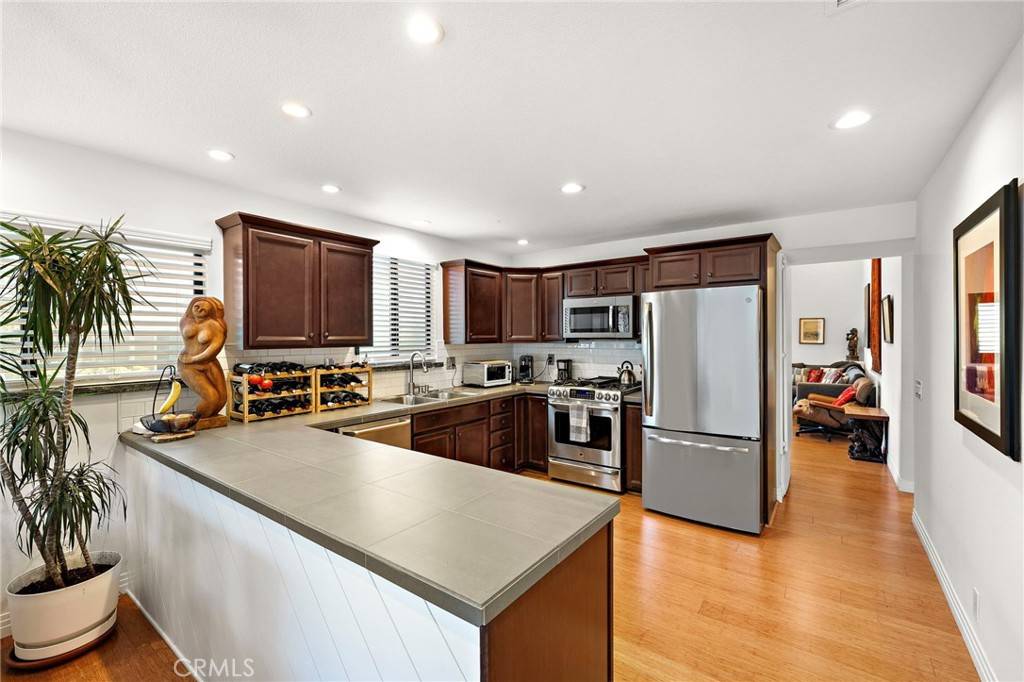 Newport Beach, CA 92663,1 Starfish