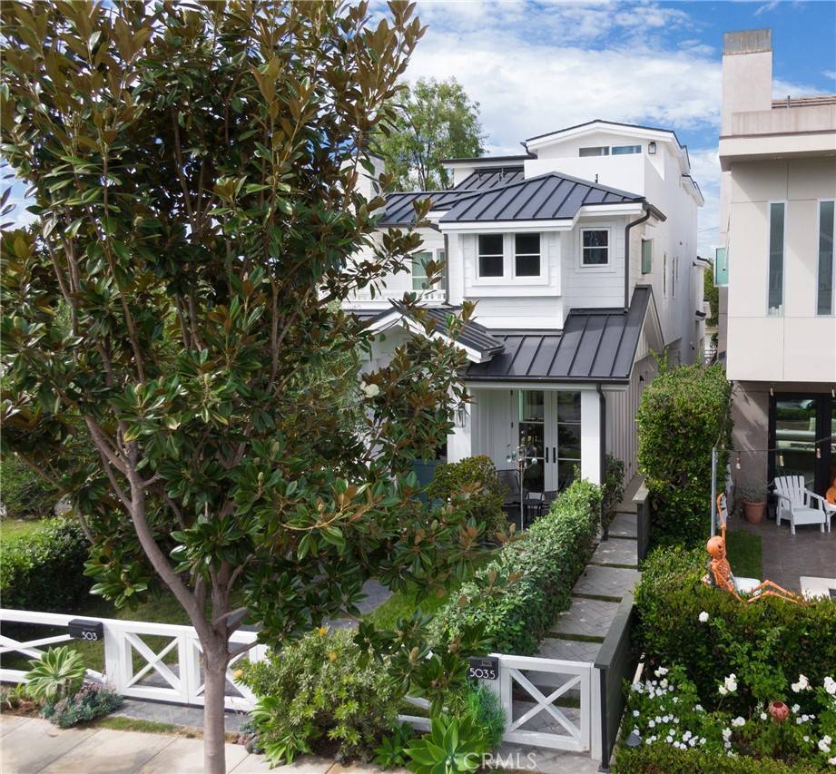 Corona Del Mar, CA 92625,503 503.5 Poinsettia