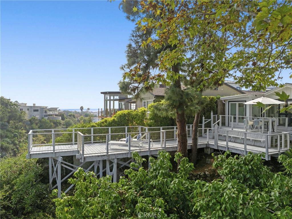 Corona Del Mar, CA 92625,550 Hazel