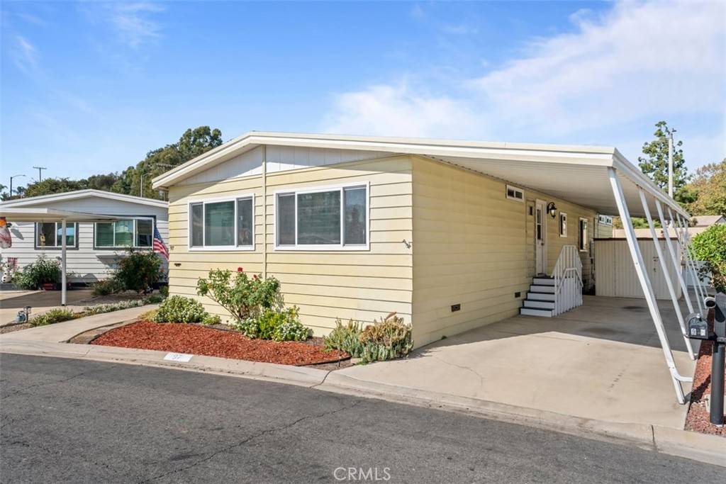 Huntington Beach, CA 92646,18601 Newland #97