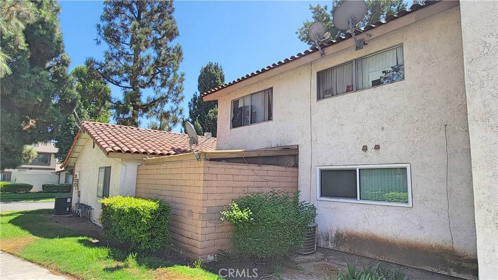 Placentia, CA 92870,325 Camarillo ST