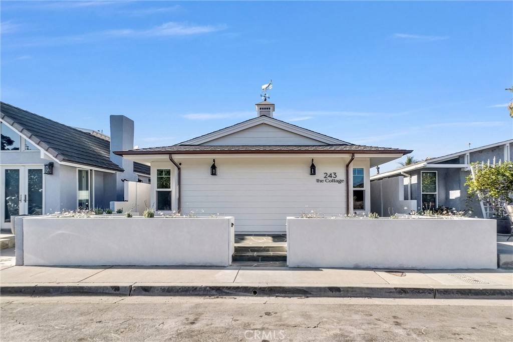 Newport Beach, CA 92663,243 61st