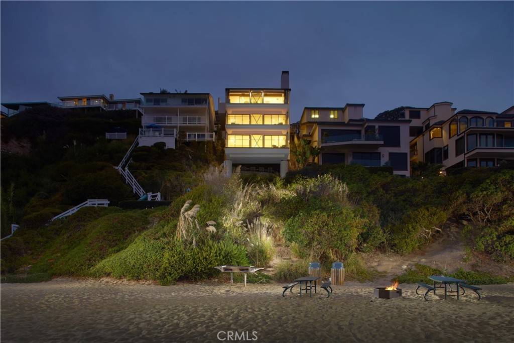 Laguna Beach, CA 92651,33 Bay DR