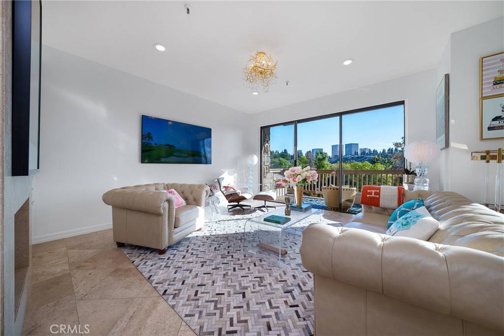 Newport Beach, CA 92660,67 Sea Island DR