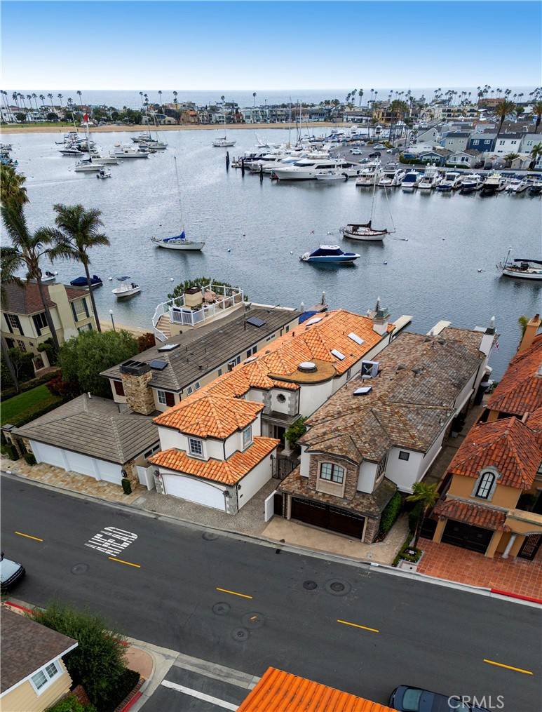 Newport Beach, CA 92663,339 Via Lido Soud