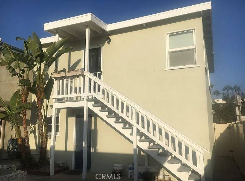 Newport Beach, CA 92663,522 Clubhouse AVE #1/2