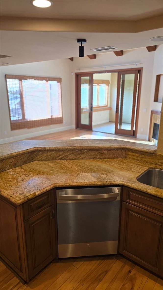 Corona Del Mar, CA 92625,614 Jasmine #1/2