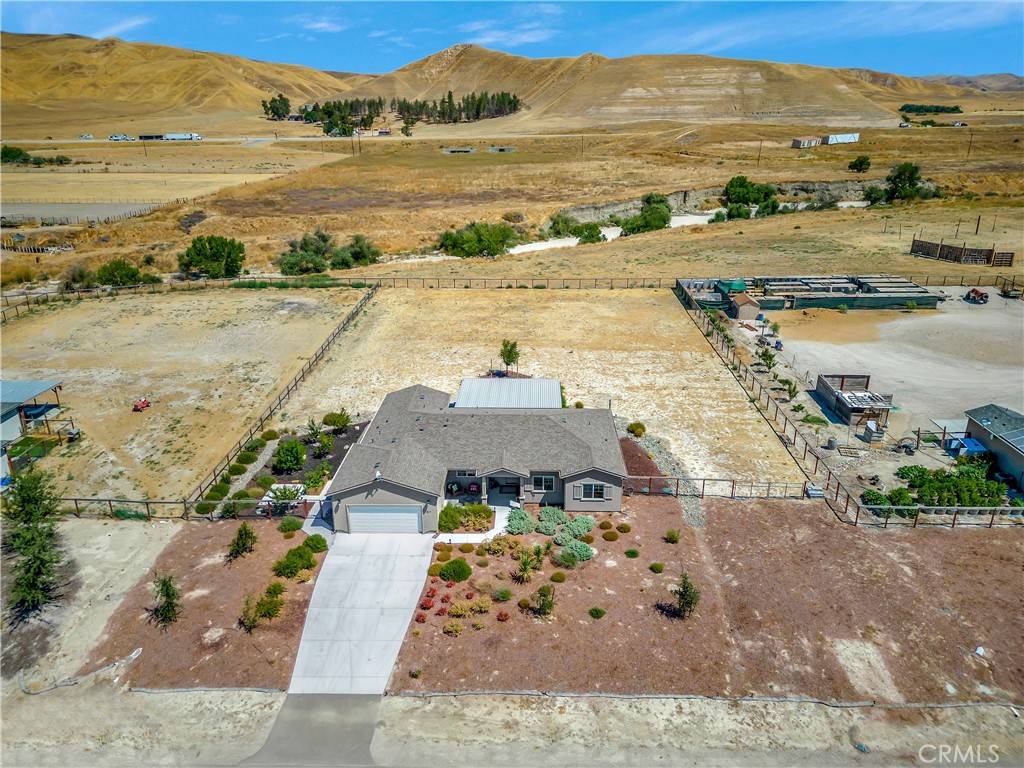Shandon, CA 93461,817 Sagitta WAY