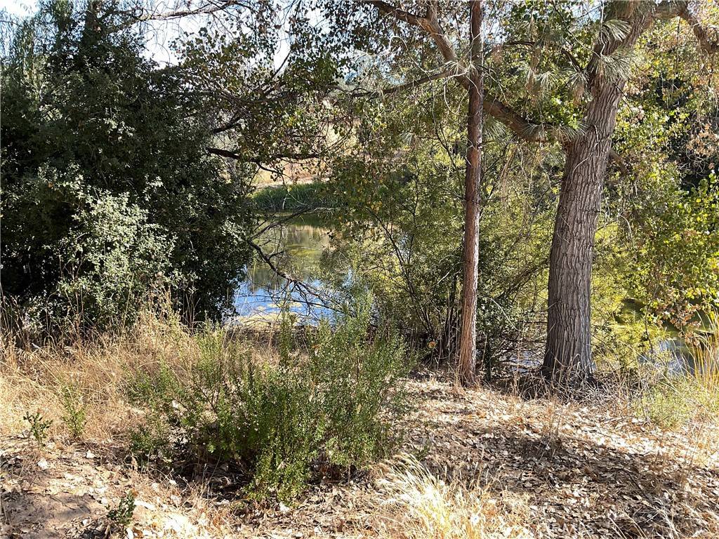 Bradley, CA 93426,48044 Sapaque Valley RD