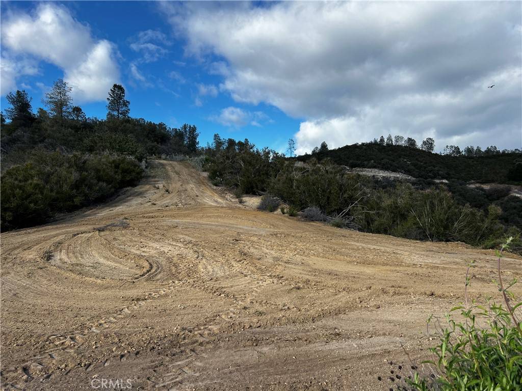 Bradley, CA 93426,1 Bryson-Hesperia RD