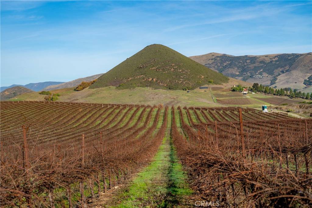 San Luis Obispo, CA 93401,4910 Edna RD
