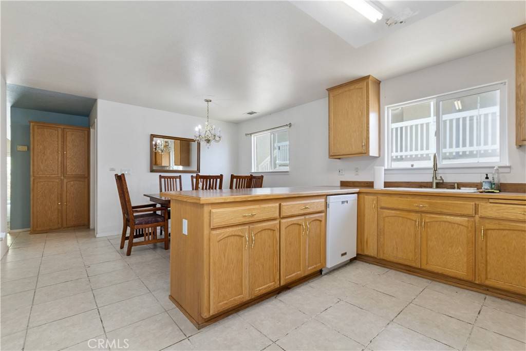 Paso Robles, CA 93446,5018 Bluebird LN
