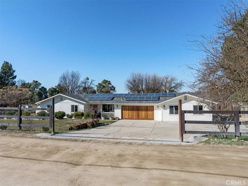 Paso Robles, CA 93446,4455 Whispering Oak WAY
