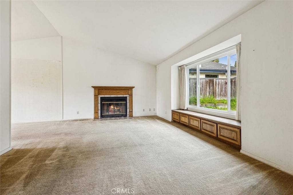 San Luis Obispo, CA 93405,1639 Frambuesa DR