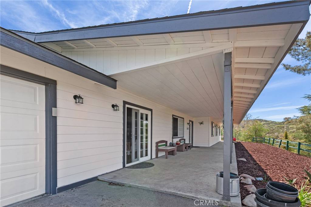 Creston, CA 93432,3770 Blue Ridge RD
