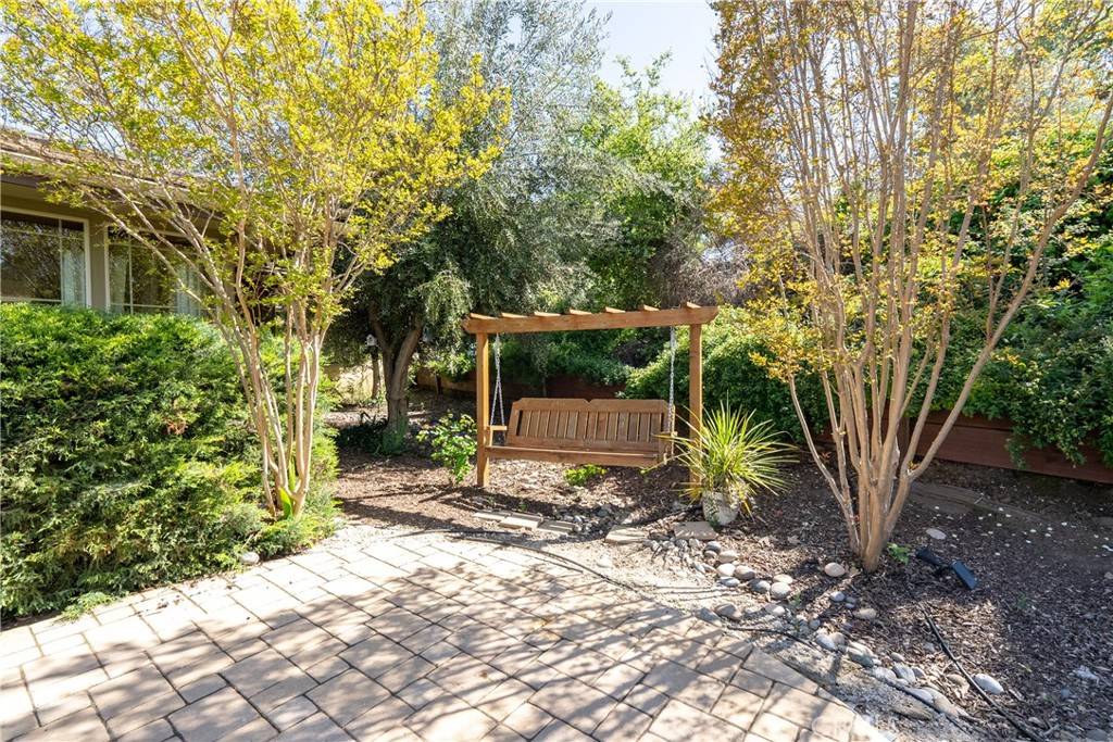 Paso Robles, CA 93446,9885 Bluegill DR