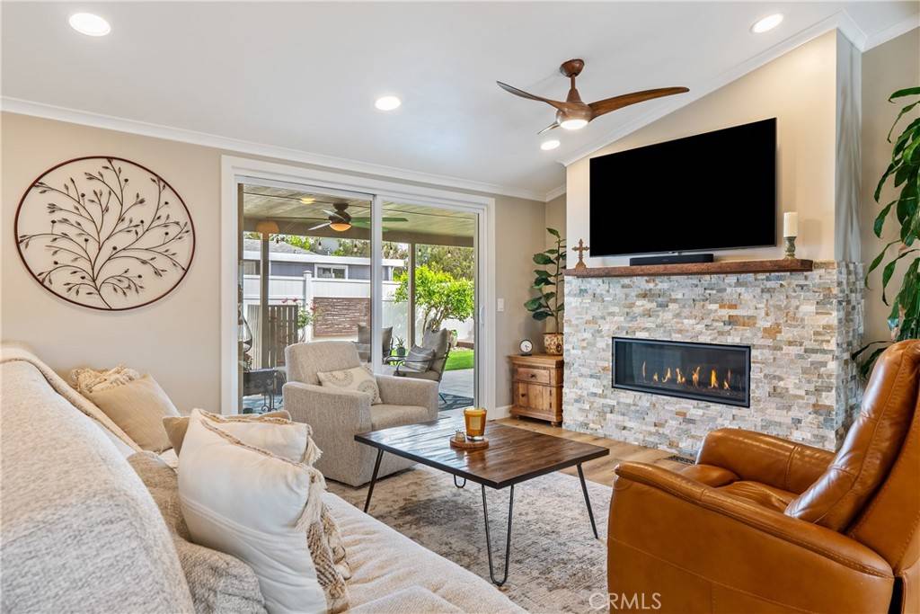 Paso Robles, CA 93446,328 Lark DR