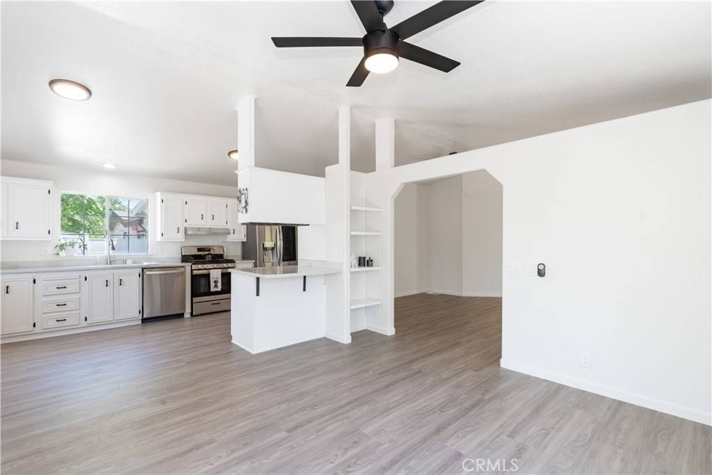 Paso Robles, CA 93446,98 Via San Carlos #98