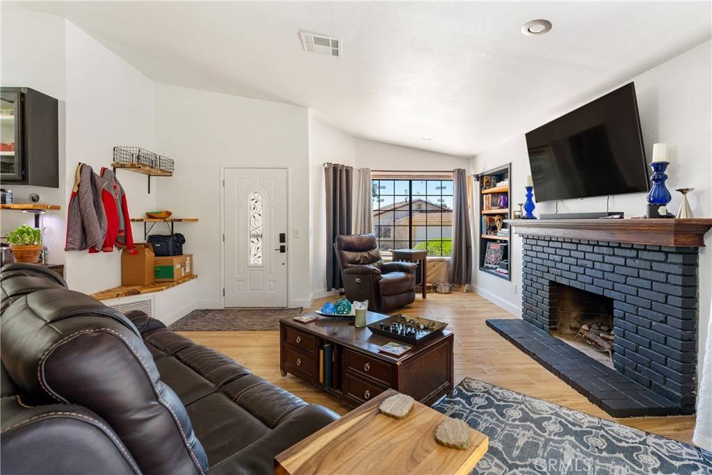 Paso Robles, CA 93446,319 Primrose Lane
