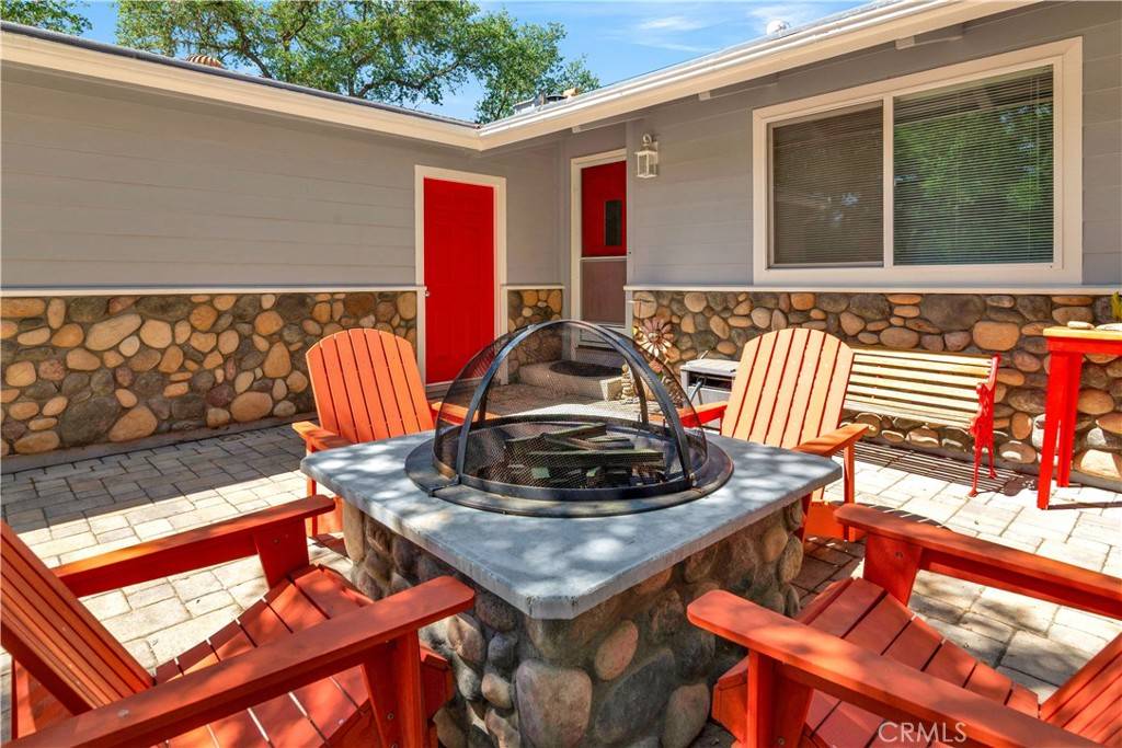 Bradley, CA 93426,2303 Ridge Rider RD