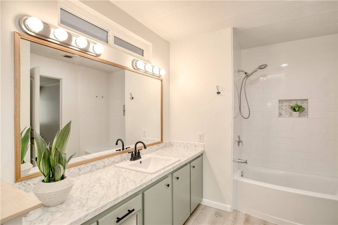 Paso Robles, CA 93446,93 Vista CT #93