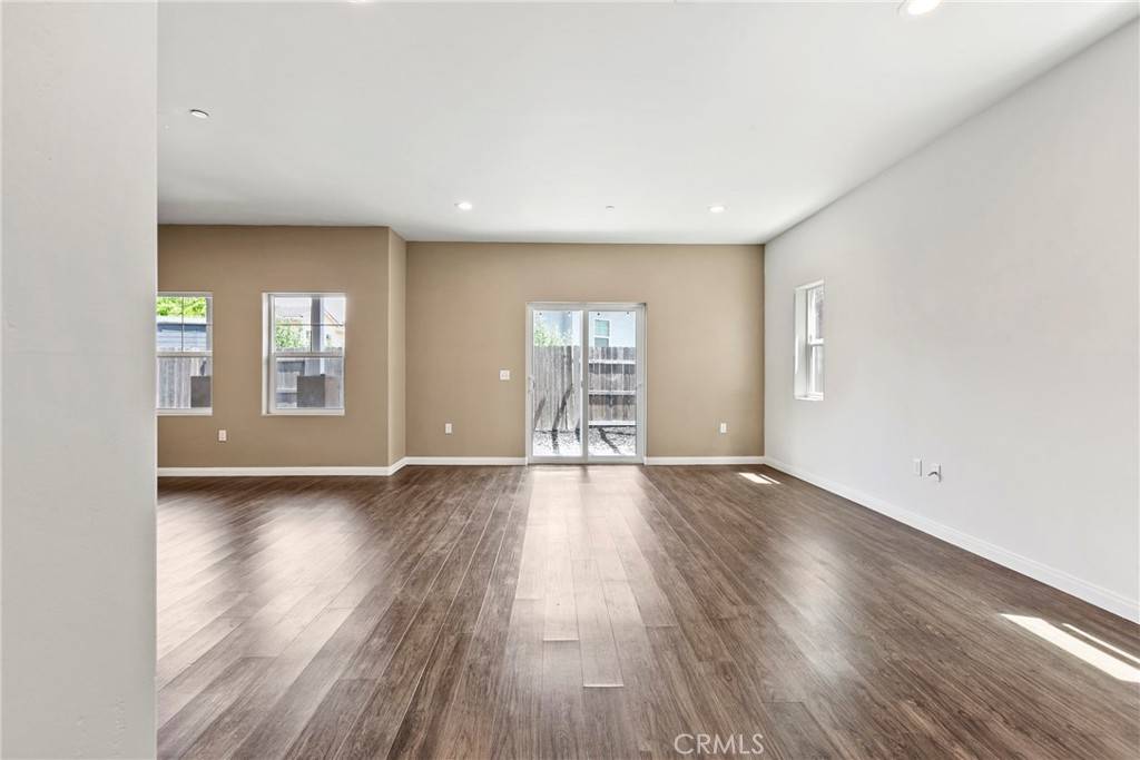 Templeton, CA 93465,367 Lily Pad LN