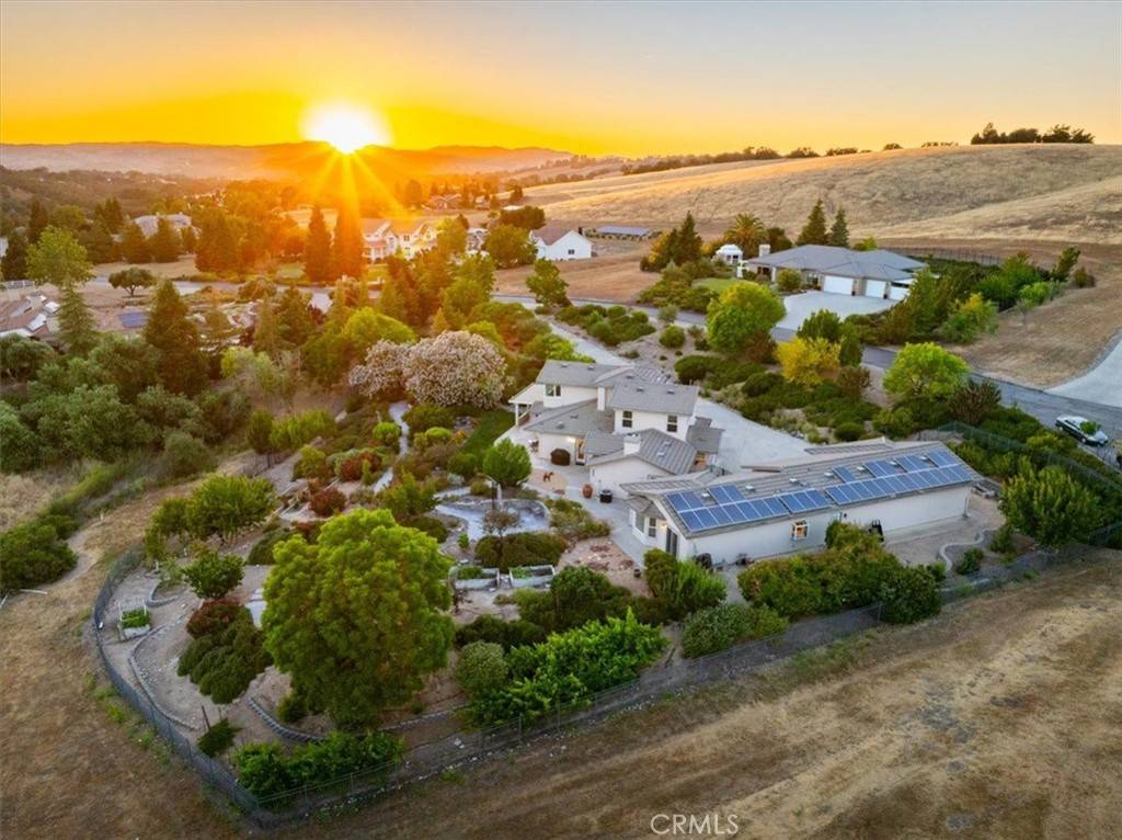 Templeton, CA 93465,2035 Calle Pattito