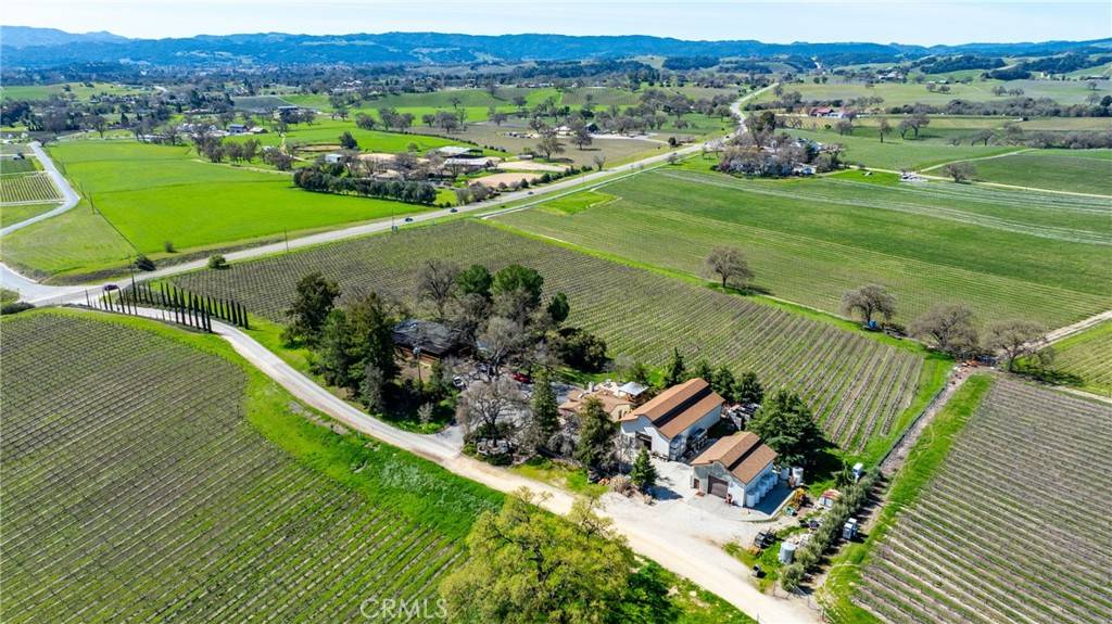 Paso Robles, CA 93446,2023 Twelve Oaks DR