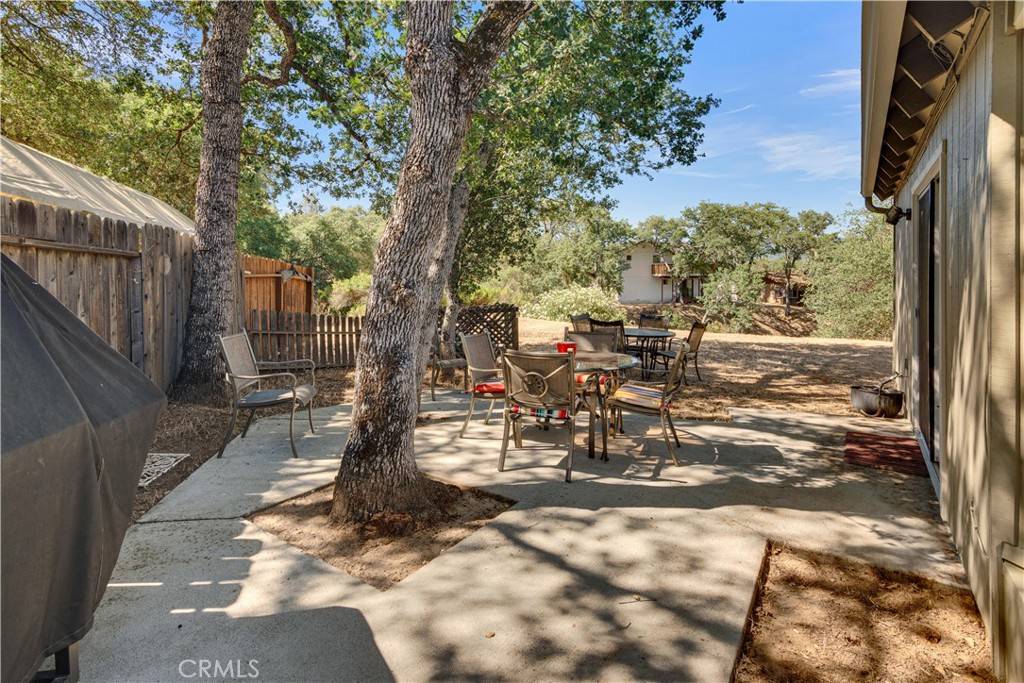 Bradley, CA 93426,8040 Ready RD