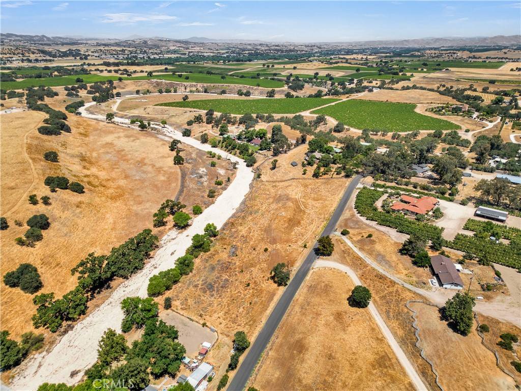 Paso Robles, CA 93446,4525 Buena Vista DR
